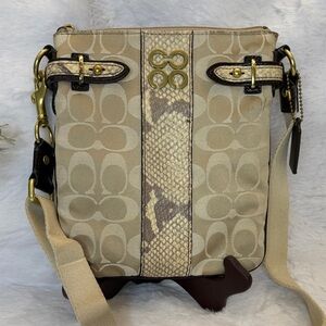 Coach Beige Signature Crossbody with Snake-Trim and Gold Hardware